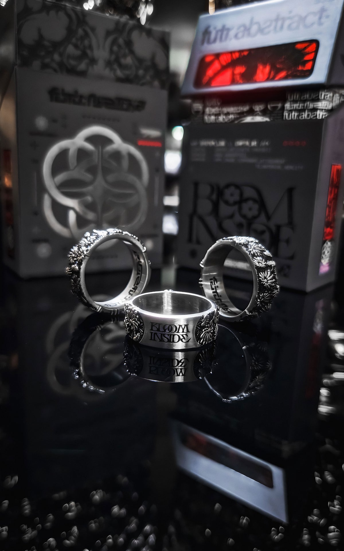 ART_IFACT_001 :: BLOOM_INSIDE RING w/ FUTR CASE