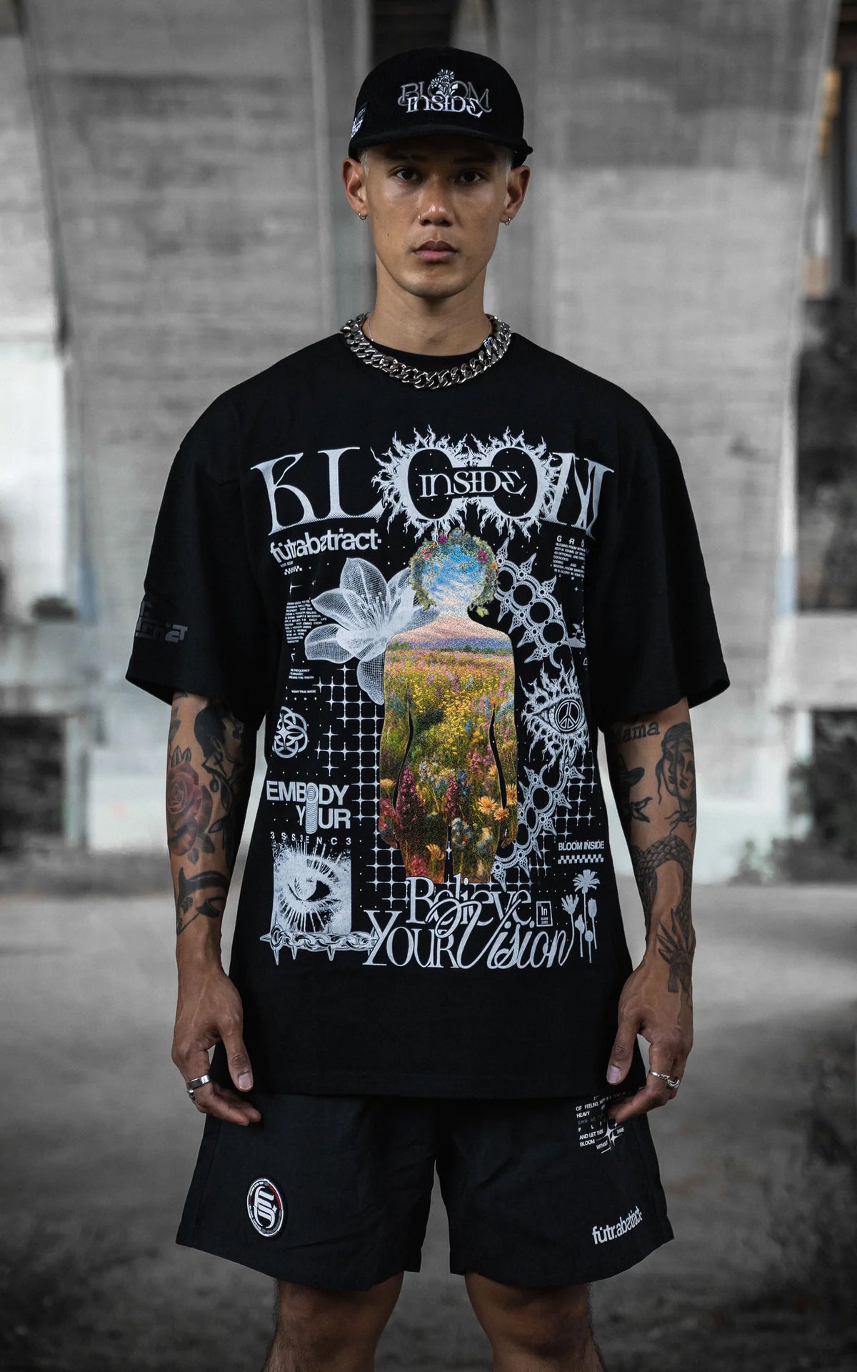 BLOOM_INSIDE [V2] :: BLK TEE // 260gsm
