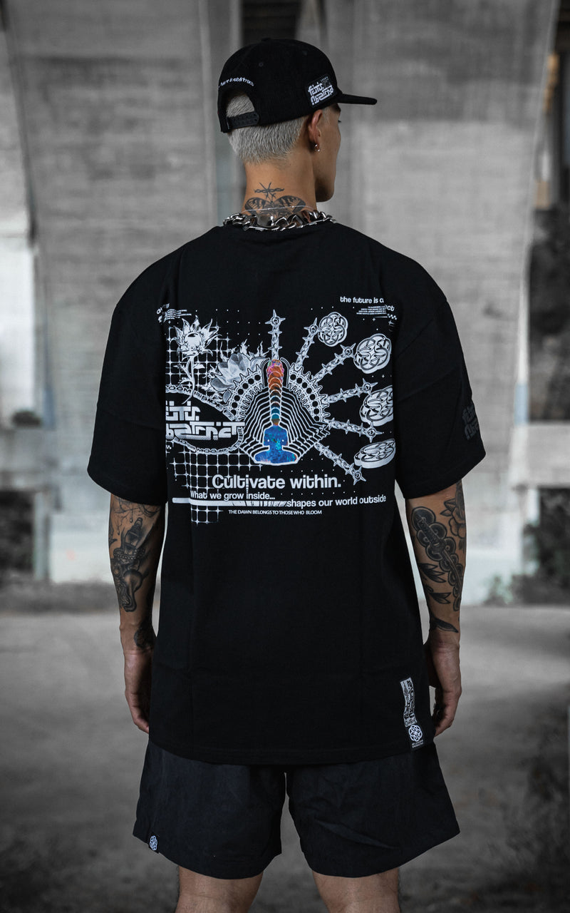 BLOOM_INSIDE [V3] :: BLK TEE // 260gsm