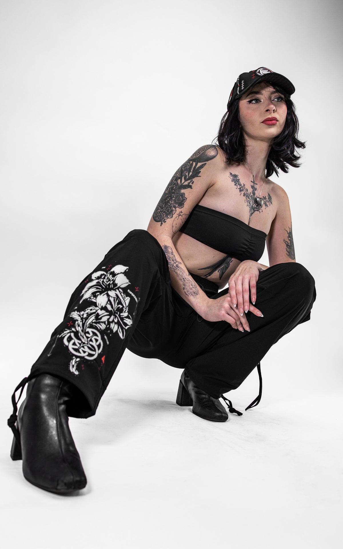 SHIPS 12.24 :: FORMLESS FLOW [V1] :: FEMME.CARGOS // 150GSM