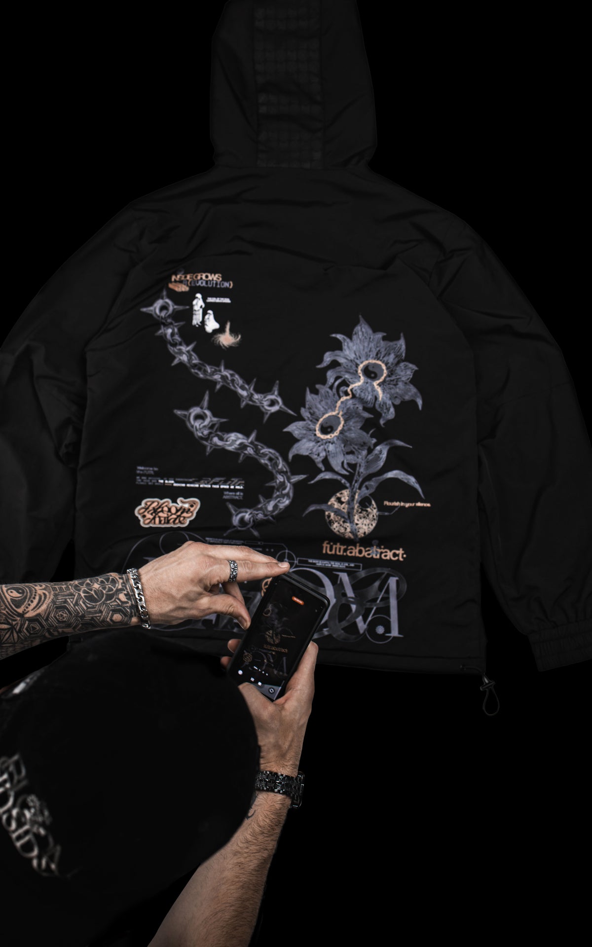 PHANTOM_ROOTS [V1] :: WINDBREAKER