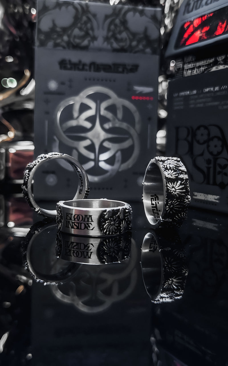ART_IFACT_001 :: BLOOM_INSIDE RING w/ FUTR CASE
